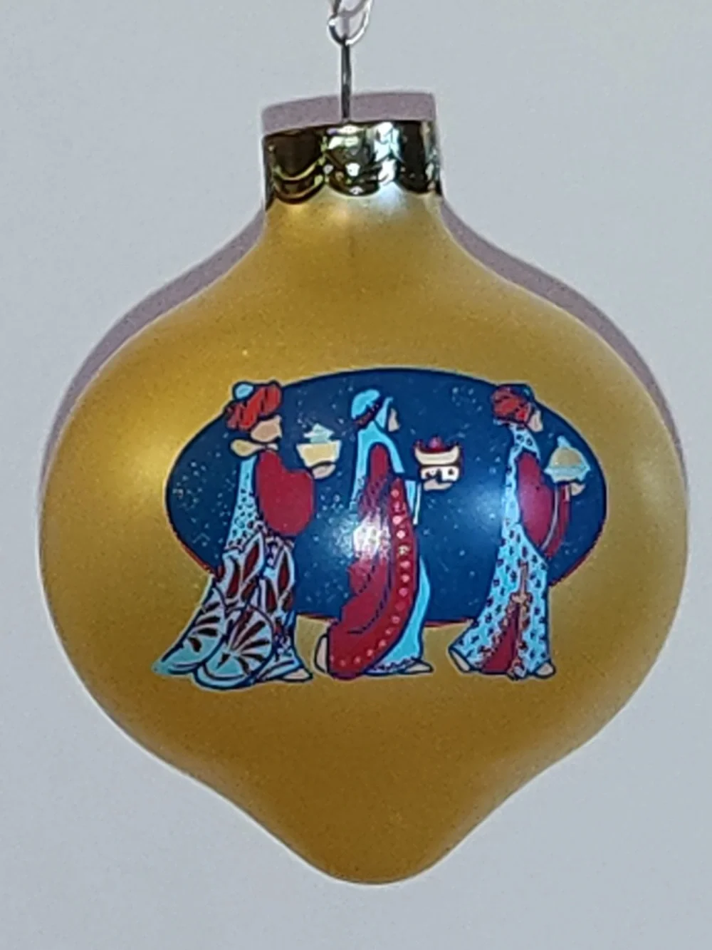 Hallmark Nativity Wise Men Gold Teardrop Glass Ornament “O Come Adore Him” 1986